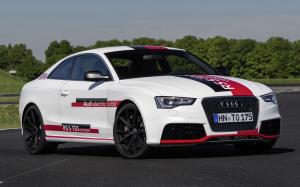Audi RS5 TDI Concept
